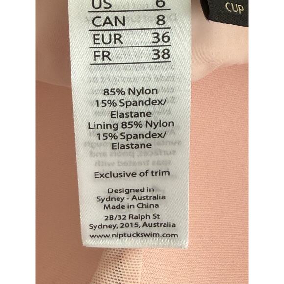 Nip Tuck Swim Women's Sz 6 One Piece Swimsuit Multifit Cup Tropical Floral Print - Picture 10 of 11